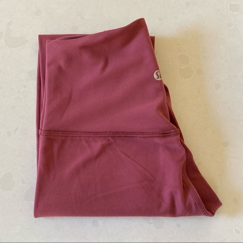 💢SOLD💢Align Crop, Misty Merlot 21”